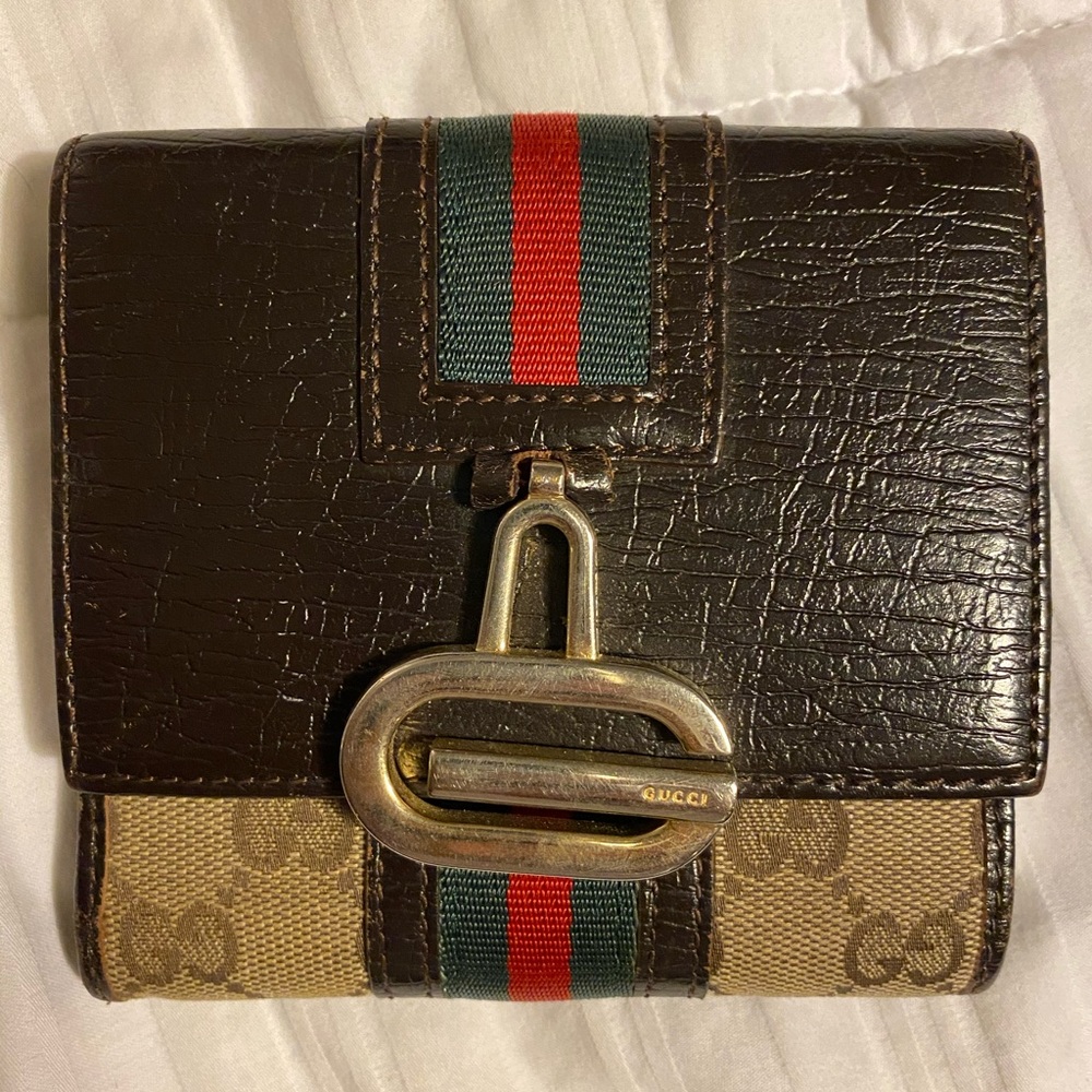 Vintage Gucci wallet